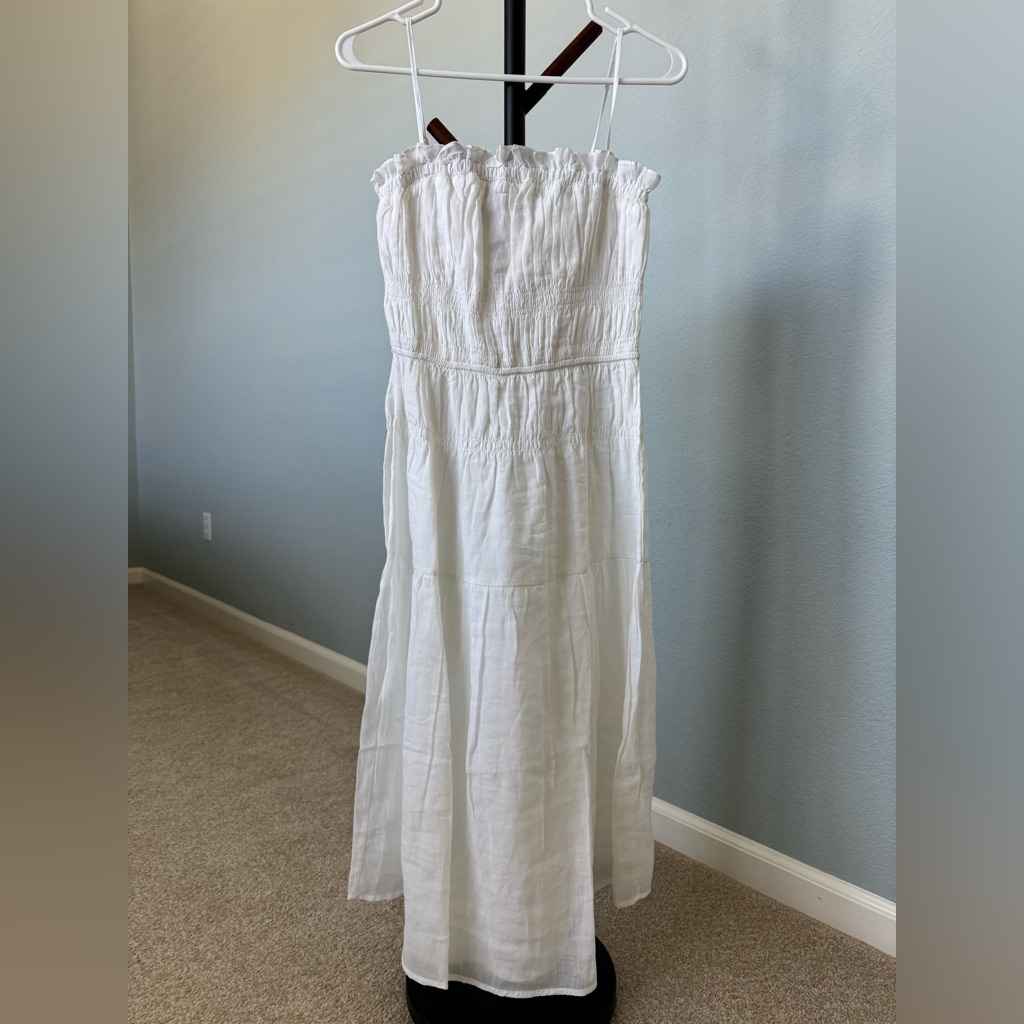 Frame Strapless Dress In White Size Small